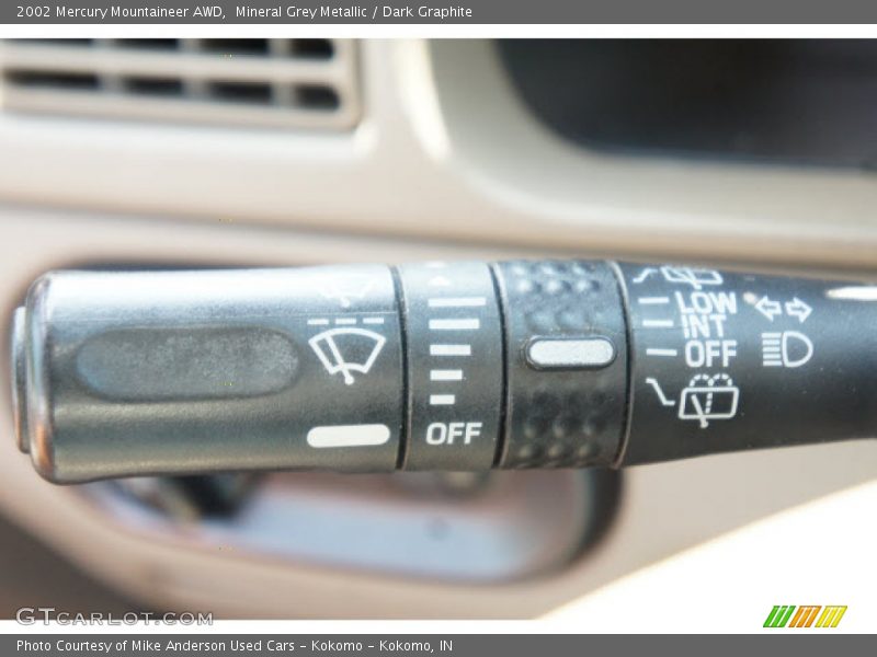 Mineral Grey Metallic / Dark Graphite 2002 Mercury Mountaineer AWD