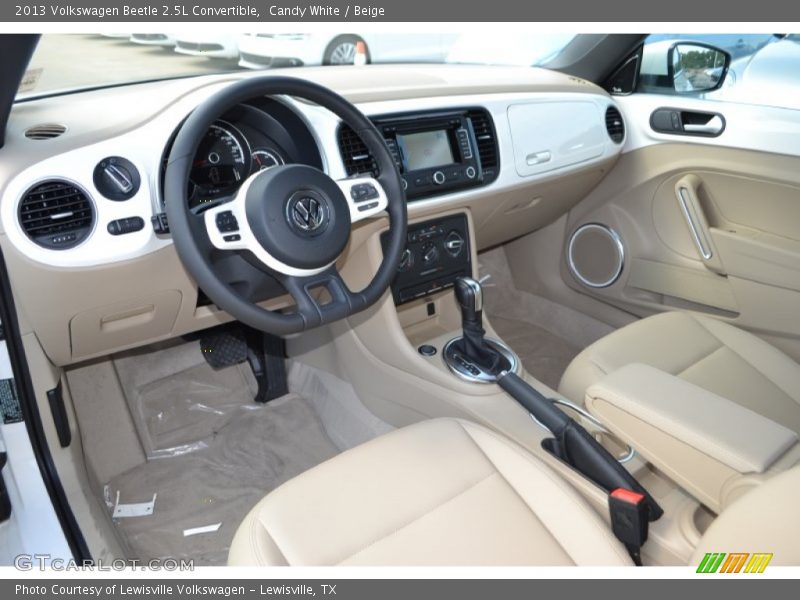 Candy White / Beige 2013 Volkswagen Beetle 2.5L Convertible