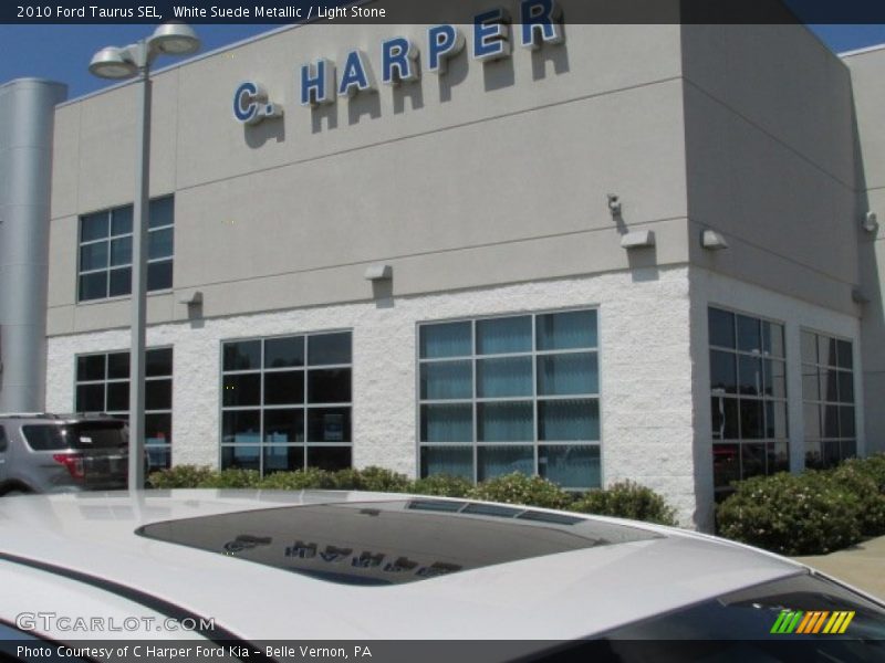 White Suede Metallic / Light Stone 2010 Ford Taurus SEL