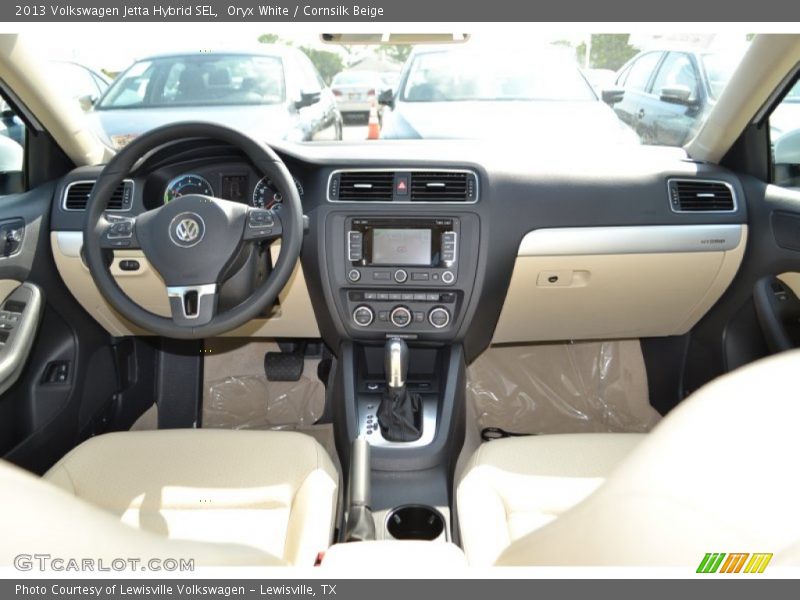 Oryx White / Cornsilk Beige 2013 Volkswagen Jetta Hybrid SEL
