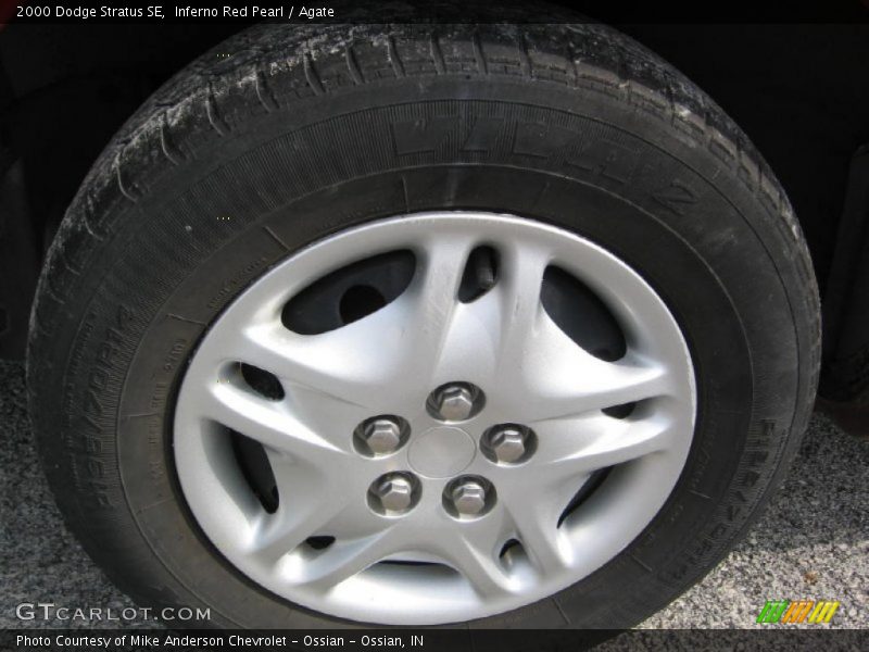 Inferno Red Pearl / Agate 2000 Dodge Stratus SE