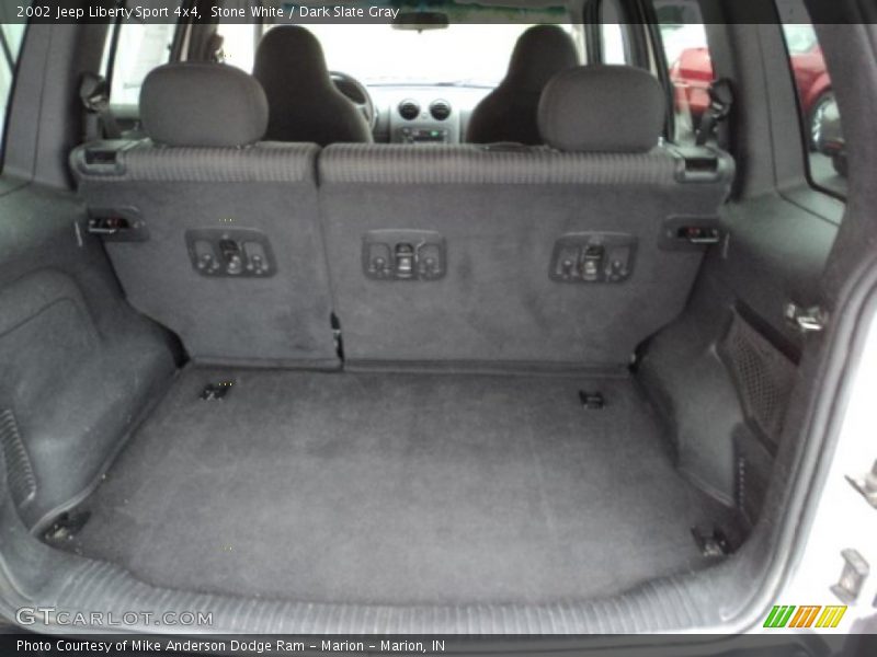 Stone White / Dark Slate Gray 2002 Jeep Liberty Sport 4x4