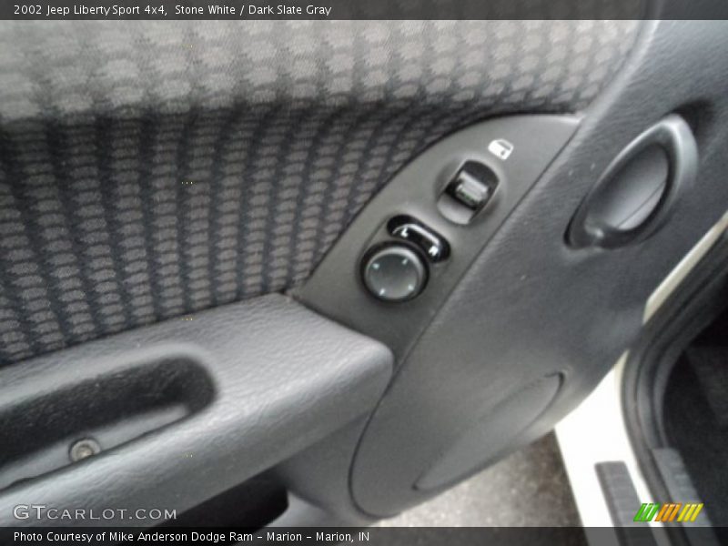 Stone White / Dark Slate Gray 2002 Jeep Liberty Sport 4x4