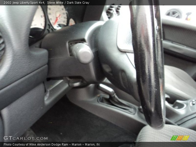 Stone White / Dark Slate Gray 2002 Jeep Liberty Sport 4x4