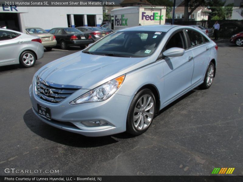 Iridescent Silver Blue Metallic / Black 2011 Hyundai Sonata SE