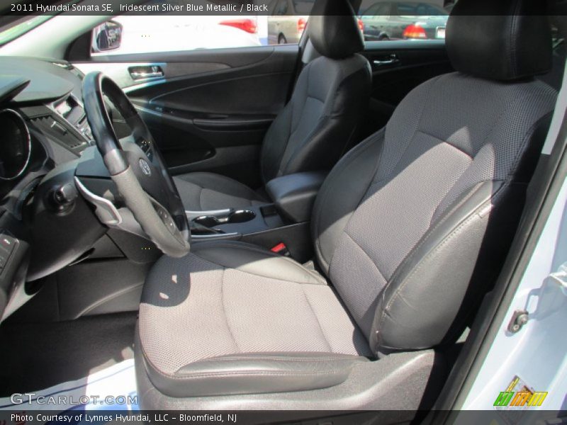 Iridescent Silver Blue Metallic / Black 2011 Hyundai Sonata SE