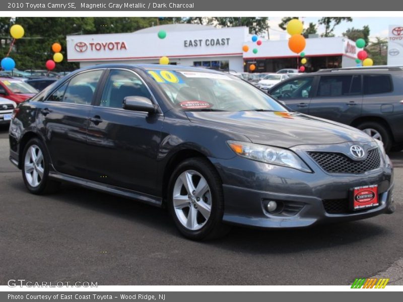 Magnetic Gray Metallic / Dark Charcoal 2010 Toyota Camry SE
