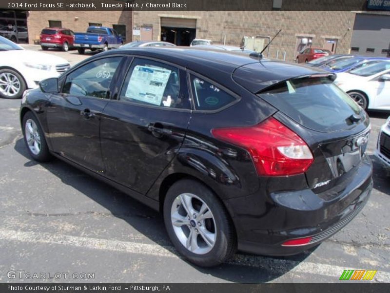 Tuxedo Black / Charcoal Black 2014 Ford Focus SE Hatchback