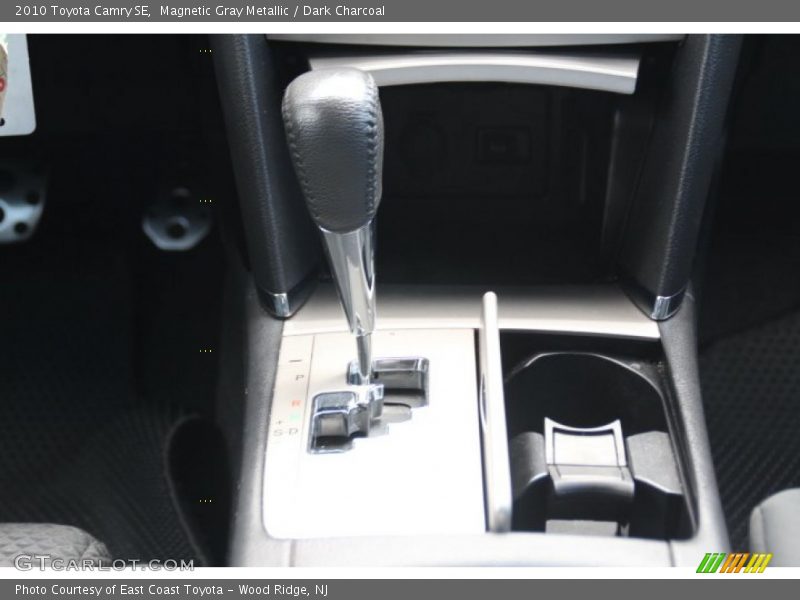 Magnetic Gray Metallic / Dark Charcoal 2010 Toyota Camry SE