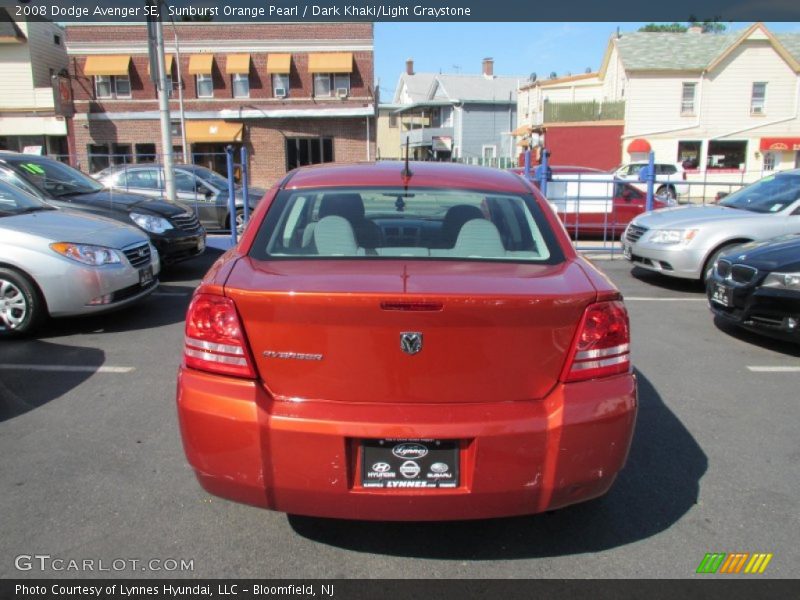 Sunburst Orange Pearl / Dark Khaki/Light Graystone 2008 Dodge Avenger SE