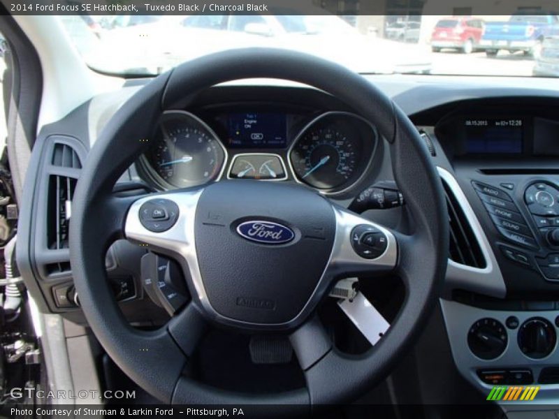 Tuxedo Black / Charcoal Black 2014 Ford Focus SE Hatchback