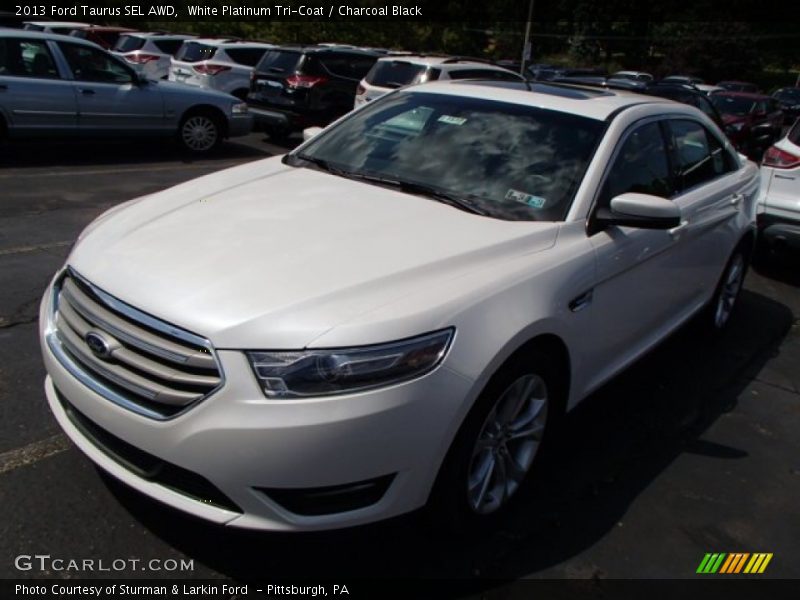 White Platinum Tri-Coat / Charcoal Black 2013 Ford Taurus SEL AWD
