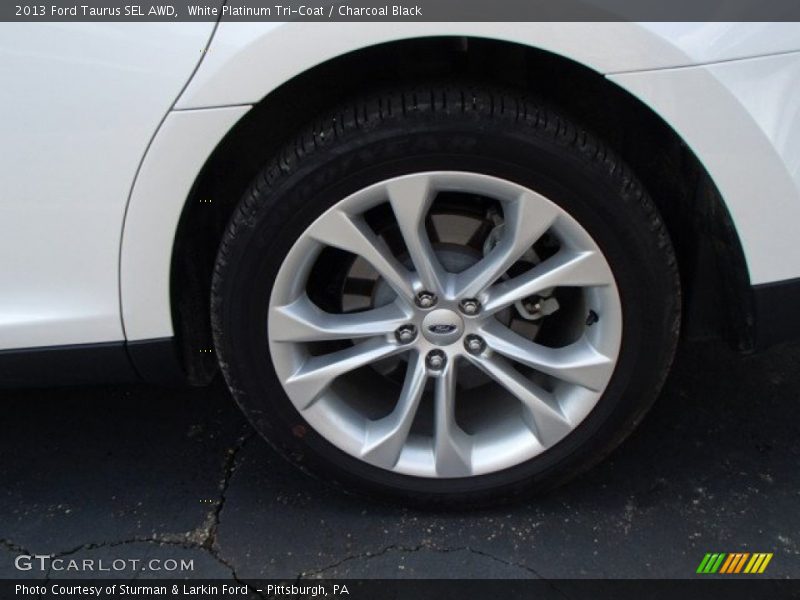 White Platinum Tri-Coat / Charcoal Black 2013 Ford Taurus SEL AWD