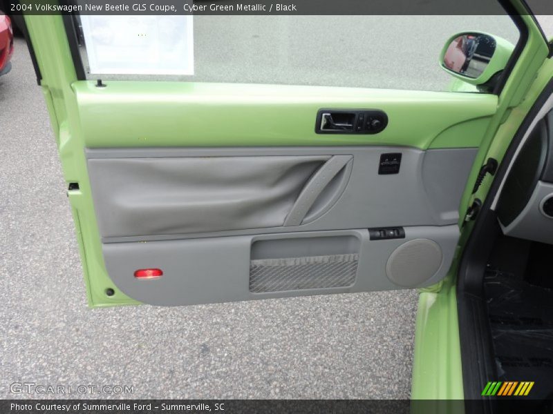 Cyber Green Metallic / Black 2004 Volkswagen New Beetle GLS Coupe