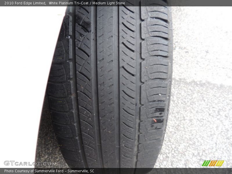 White Platinum Tri-Coat / Medium Light Stone 2010 Ford Edge Limited