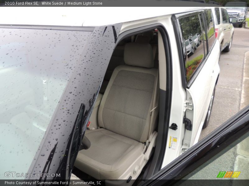 White Suede / Medium Light Stone 2010 Ford Flex SE