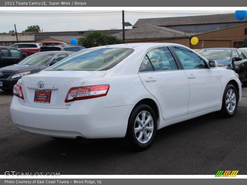 Super White / Bisque 2011 Toyota Camry LE