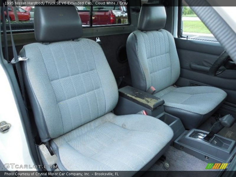 Cloud White / Gray 1995 Nissan Hardbody Truck SE V6 Extended Cab
