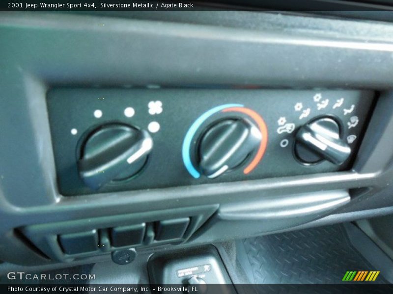Silverstone Metallic / Agate Black 2001 Jeep Wrangler Sport 4x4