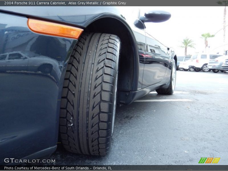 Atlas Grey Metallic / Graphite Grey 2004 Porsche 911 Carrera Cabriolet