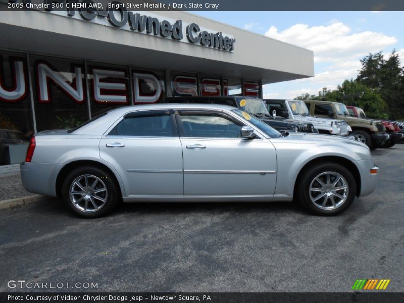 Bright Silver Metallic / Dark Slate Gray 2009 Chrysler 300 C HEMI AWD