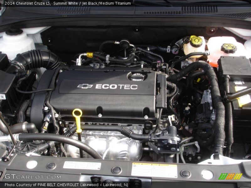 Summit White / Jet Black/Medium Titanium 2014 Chevrolet Cruze LS