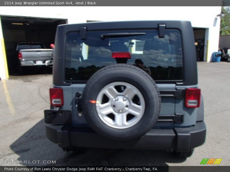 Anvil / Black 2014 Jeep Wrangler Unlimited Sport 4x4
