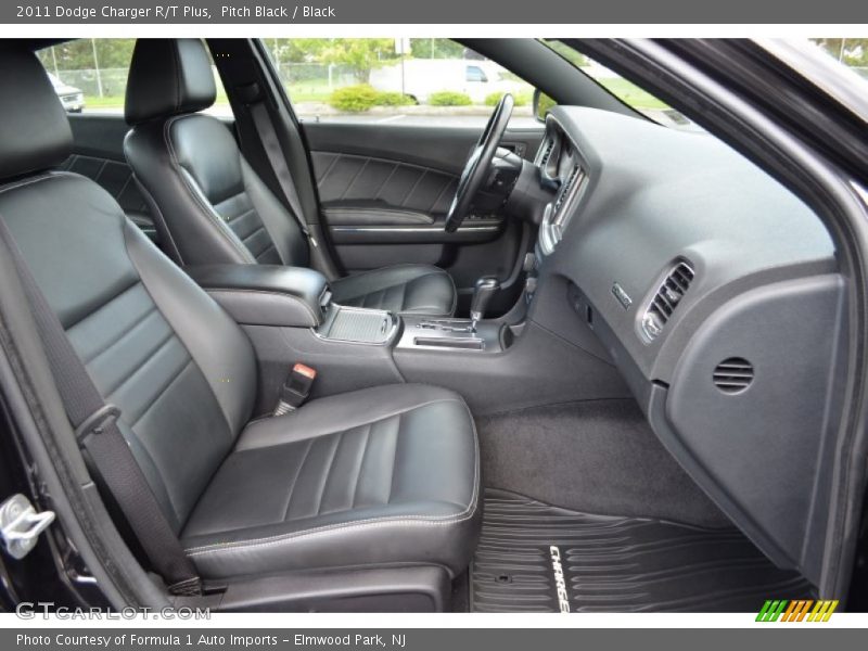 Pitch Black / Black 2011 Dodge Charger R/T Plus