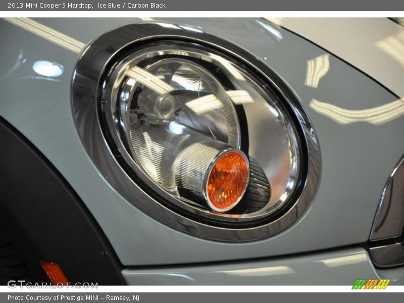 Ice Blue / Carbon Black 2013 Mini Cooper S Hardtop