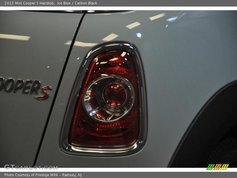 Ice Blue / Carbon Black 2013 Mini Cooper S Hardtop