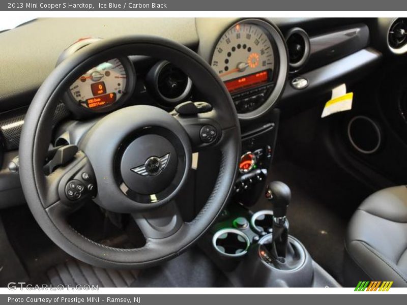 Ice Blue / Carbon Black 2013 Mini Cooper S Hardtop