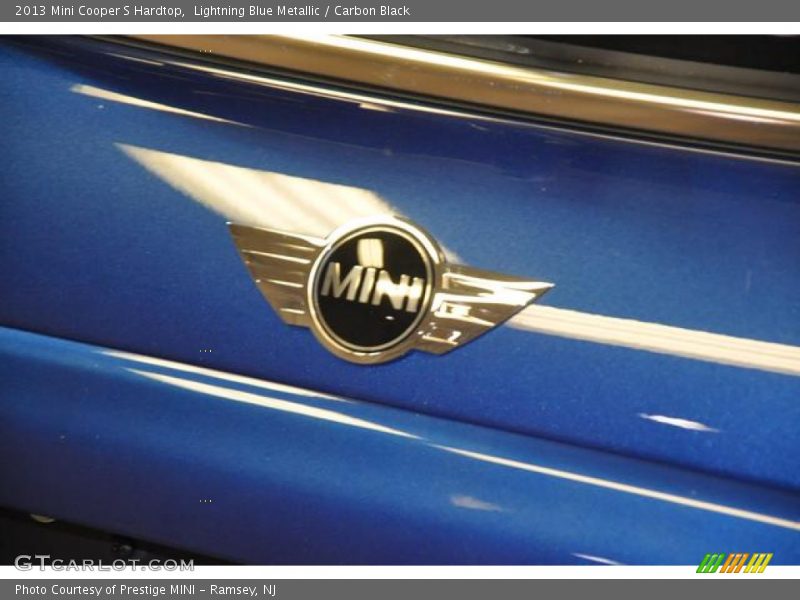 Lightning Blue Metallic / Carbon Black 2013 Mini Cooper S Hardtop