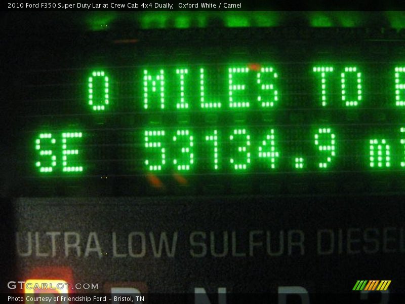 Oxford White / Camel 2010 Ford F350 Super Duty Lariat Crew Cab 4x4 Dually