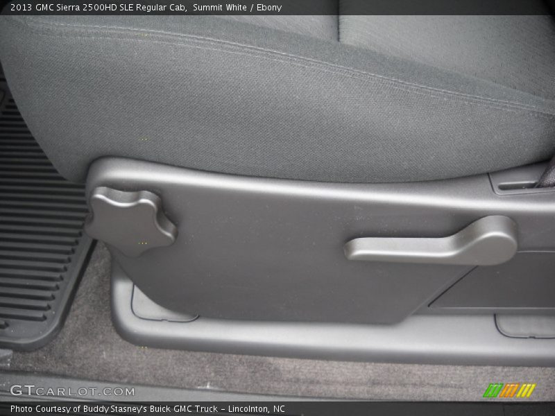Summit White / Ebony 2013 GMC Sierra 2500HD SLE Regular Cab