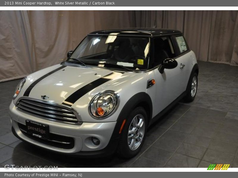 White Silver Metallic / Carbon Black 2013 Mini Cooper Hardtop