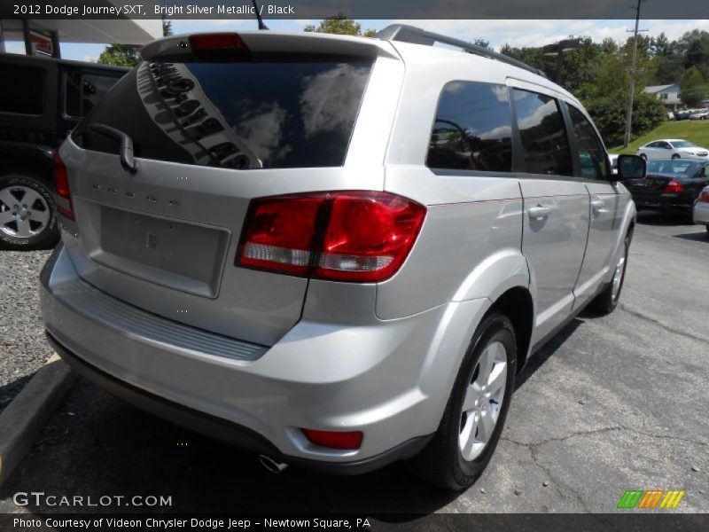 Bright Silver Metallic / Black 2012 Dodge Journey SXT