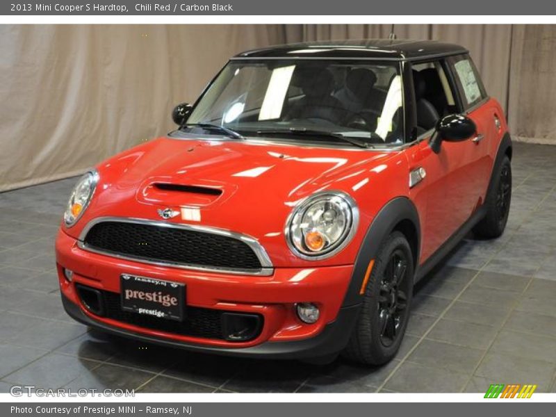 Chili Red / Carbon Black 2013 Mini Cooper S Hardtop