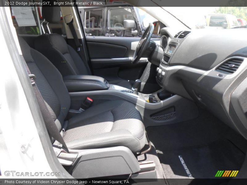 Bright Silver Metallic / Black 2012 Dodge Journey SXT