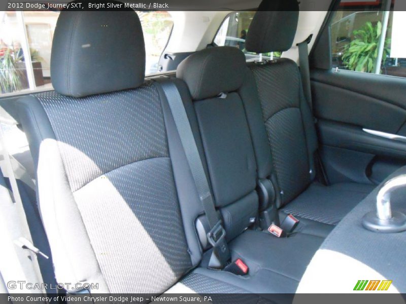 Bright Silver Metallic / Black 2012 Dodge Journey SXT