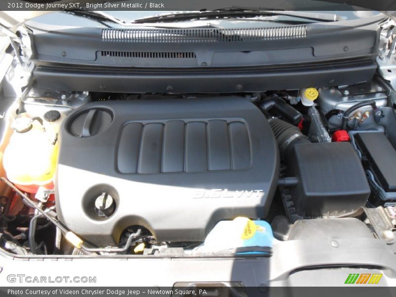 Bright Silver Metallic / Black 2012 Dodge Journey SXT