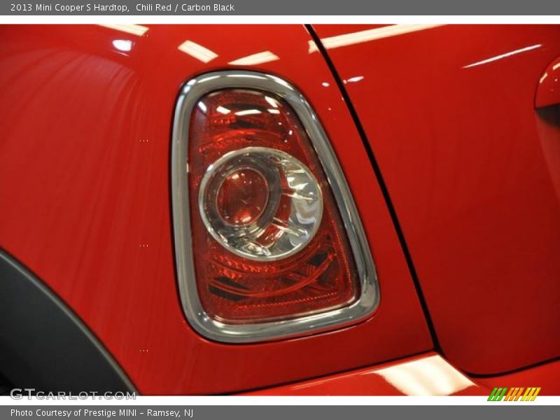 Chili Red / Carbon Black 2013 Mini Cooper S Hardtop