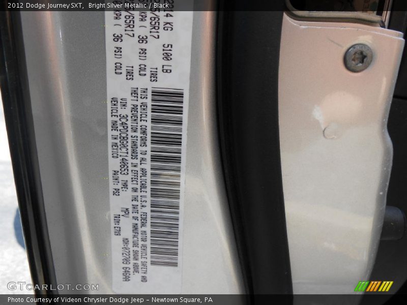 Bright Silver Metallic / Black 2012 Dodge Journey SXT