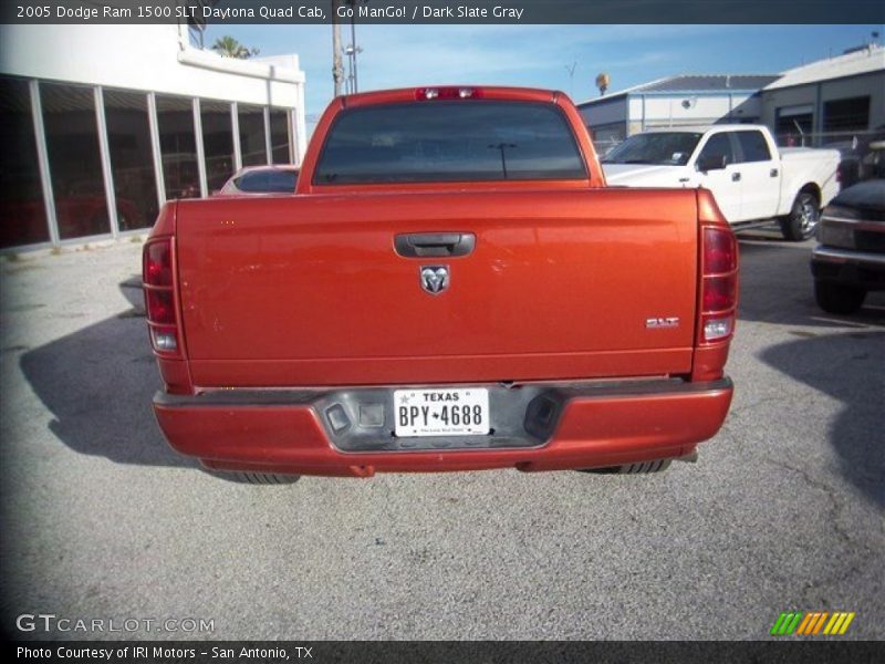 Go ManGo! / Dark Slate Gray 2005 Dodge Ram 1500 SLT Daytona Quad Cab