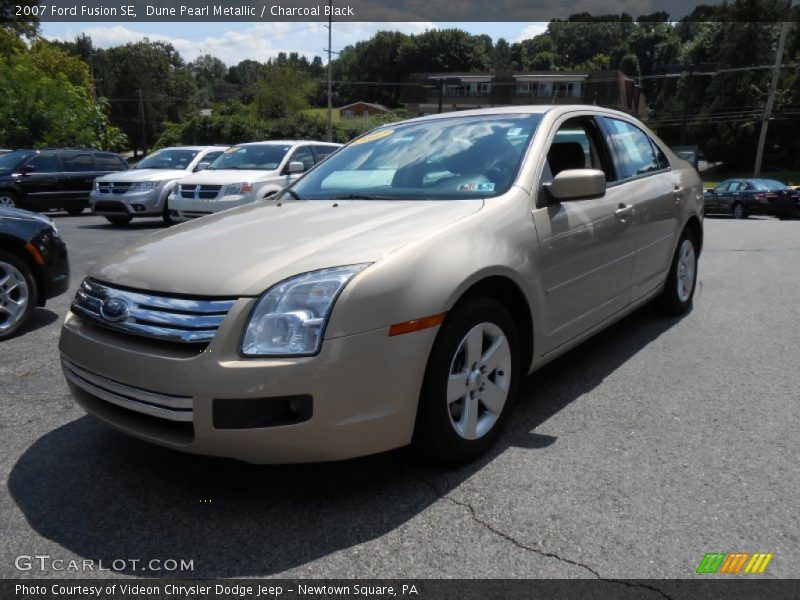 Dune Pearl Metallic / Charcoal Black 2007 Ford Fusion SE