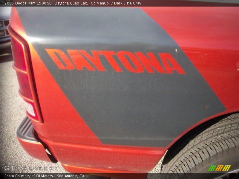 Go ManGo! / Dark Slate Gray 2005 Dodge Ram 1500 SLT Daytona Quad Cab