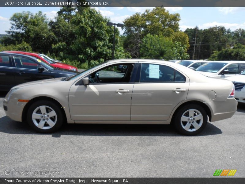 Dune Pearl Metallic / Charcoal Black 2007 Ford Fusion SE