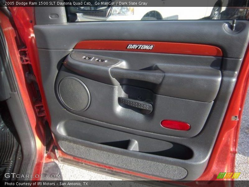 Go ManGo! / Dark Slate Gray 2005 Dodge Ram 1500 SLT Daytona Quad Cab