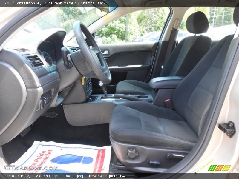 Dune Pearl Metallic / Charcoal Black 2007 Ford Fusion SE