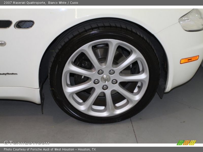Bianco White / Cuoio 2007 Maserati Quattroporte