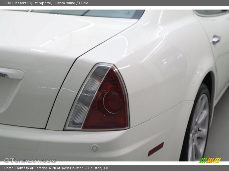 Bianco White / Cuoio 2007 Maserati Quattroporte